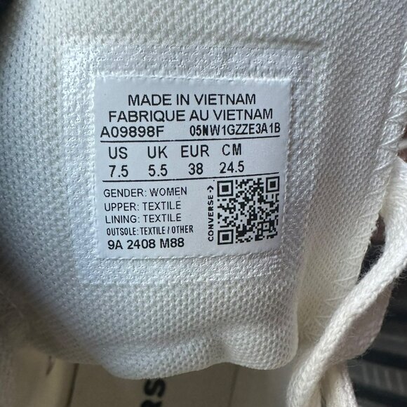 ⭐Converse Chuck Taylor Large Stars Hi Sz 7.5 Women Shoes Sneakers Ivory A09898F - Picture 9 of 9